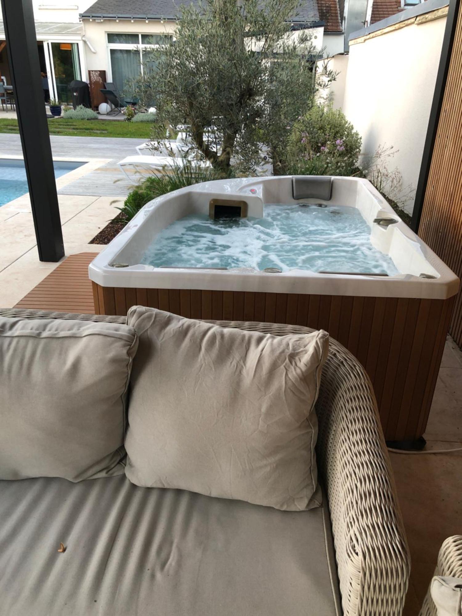 Le Cheval Bleu Hotel Larçay Kültér fotó
